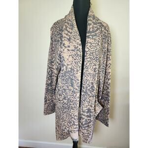 Cuddl Duds Comfort Wear Xl Leopard Thumb Sleeve Jacket/Shawl